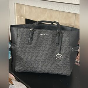 Michael Kors tote bag